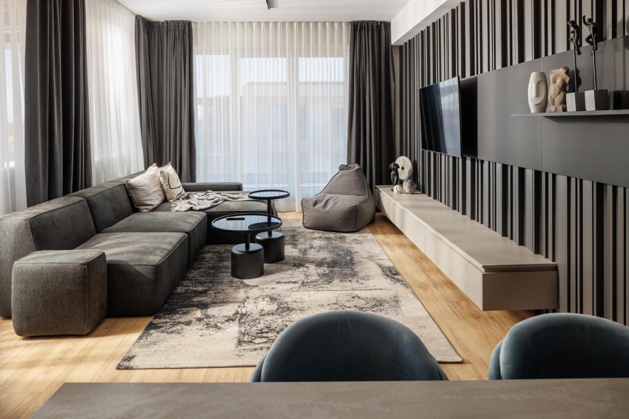 Mandala Designer Apartments With Free Private Parking, Near Mall Coresi Брашов Экстерьер фото