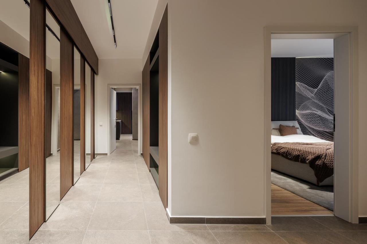 Mandala Designer Apartments With Free Private Parking, Near Mall Coresi Брашов Экстерьер фото