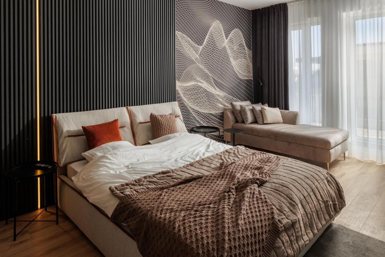 Mandala Designer Apartments With Free Private Parking, Near Mall Coresi Брашов Экстерьер фото