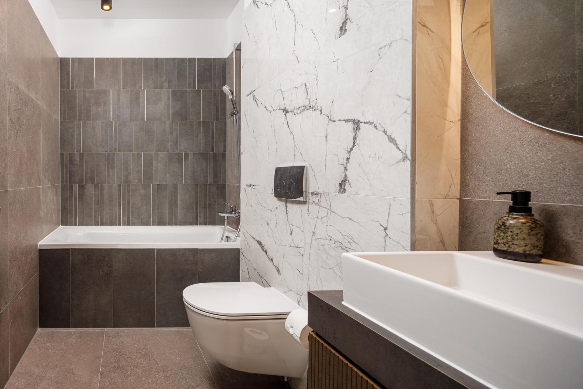 Mandala Designer Apartments With Free Private Parking, Near Mall Coresi Брашов Экстерьер фото